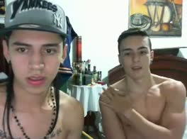 Smithcadavid 2 Colombia boys